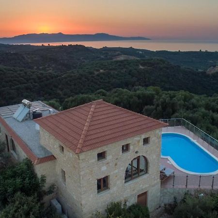 Villa Kourouni Stalos Luaran gambar