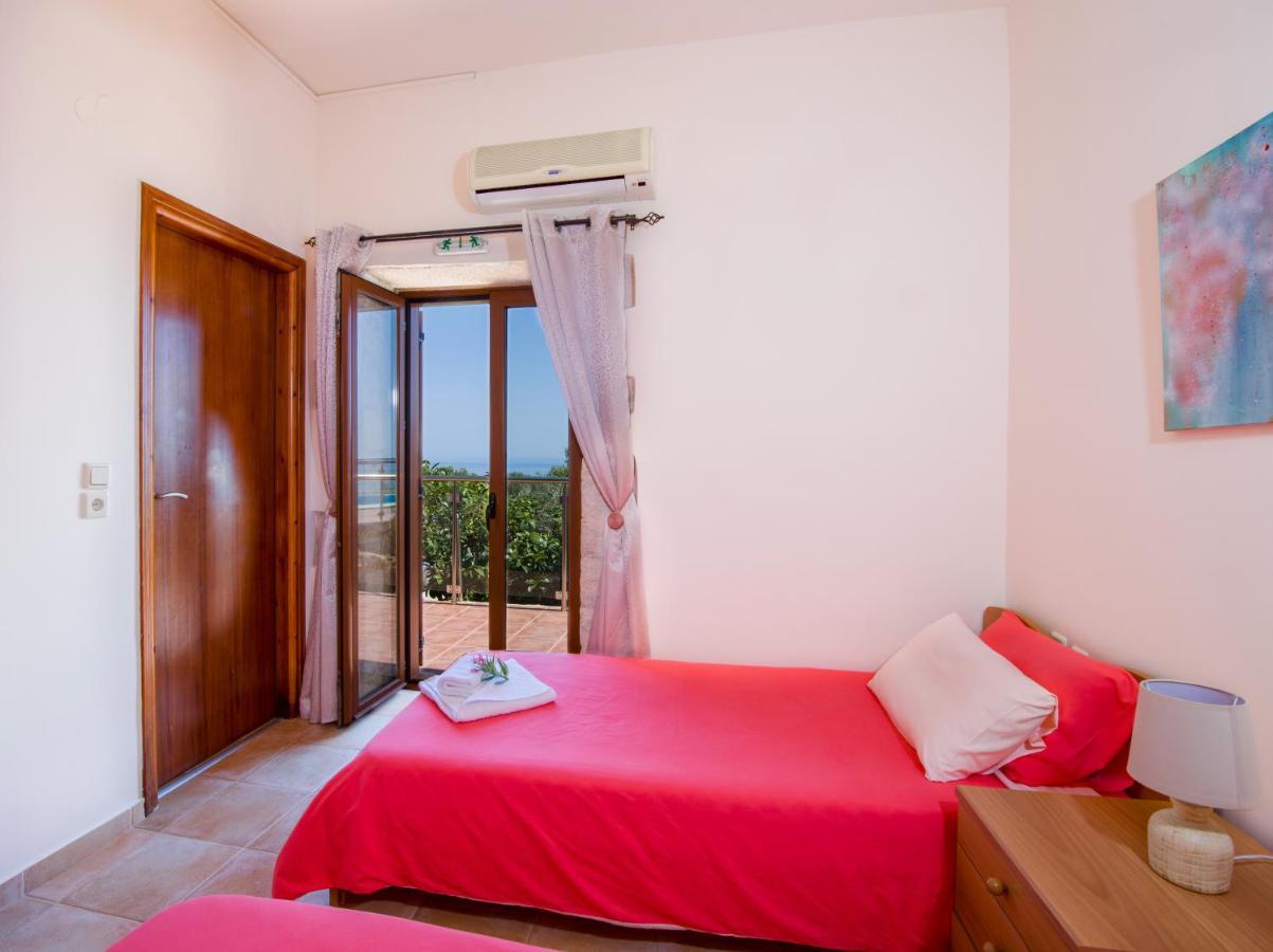 Villa Kourouni Stalos Luaran gambar