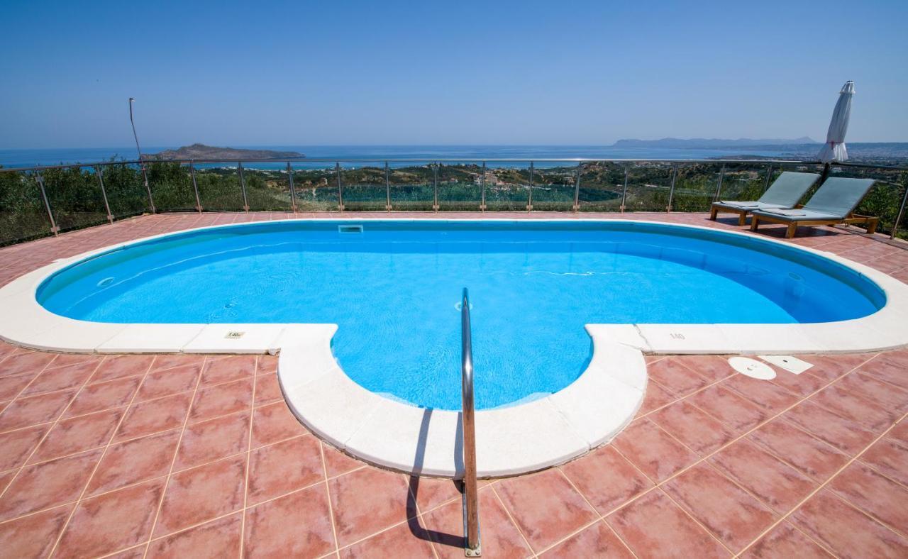 Villa Kourouni Stalos Luaran gambar