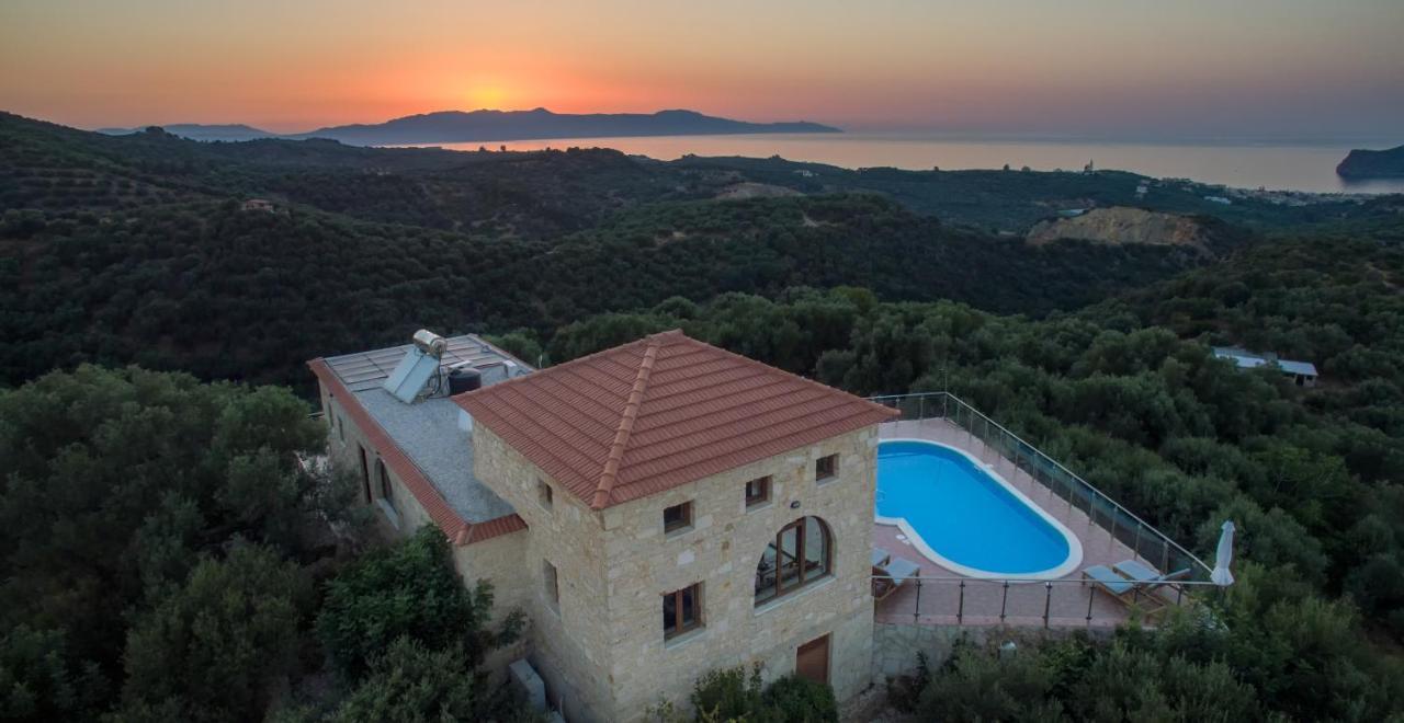 Villa Kourouni Stalos Luaran gambar
